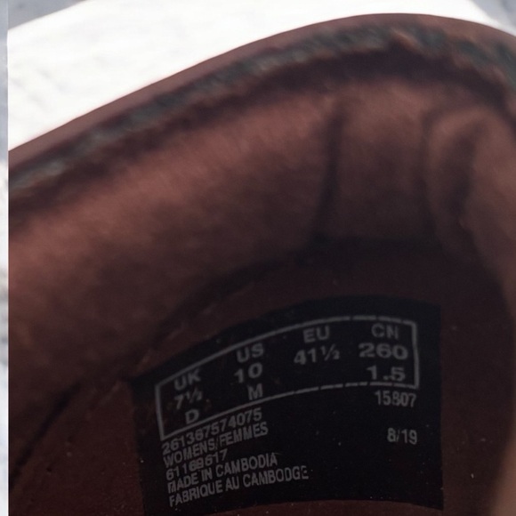 Clarks Cheyn Misha Loafers NWOT Women 10 Dark Tan Leather Slip-On Comfort Shoe - Picture 8 of 8